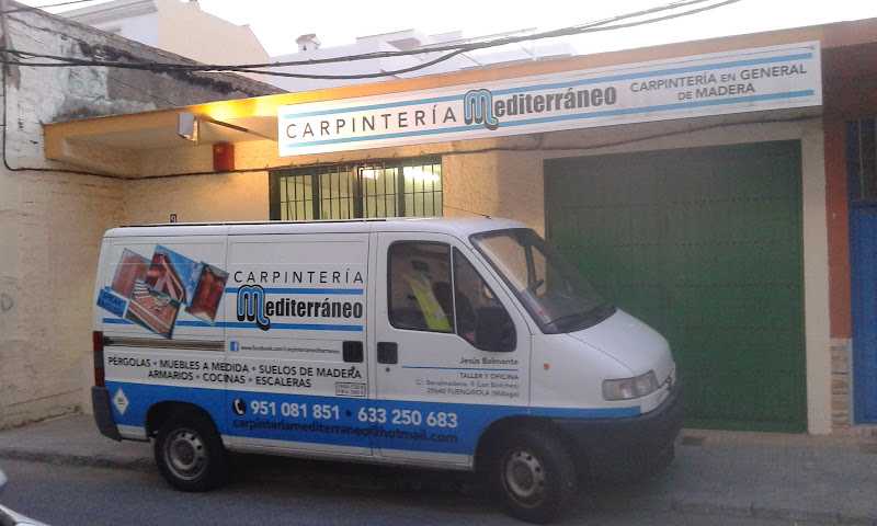 Fotografia tomada fuera de Carpintería Mediterráneo - Carpintero en Fuengirola, Málaga