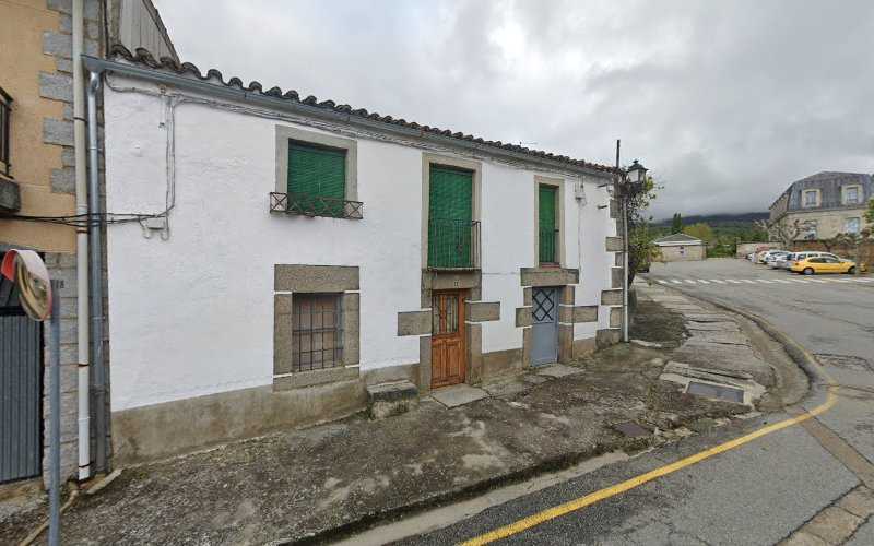 Fotografia tomada fuera de Carpintería PLANCHE - Carpintería en Piedrahíta, Ávila