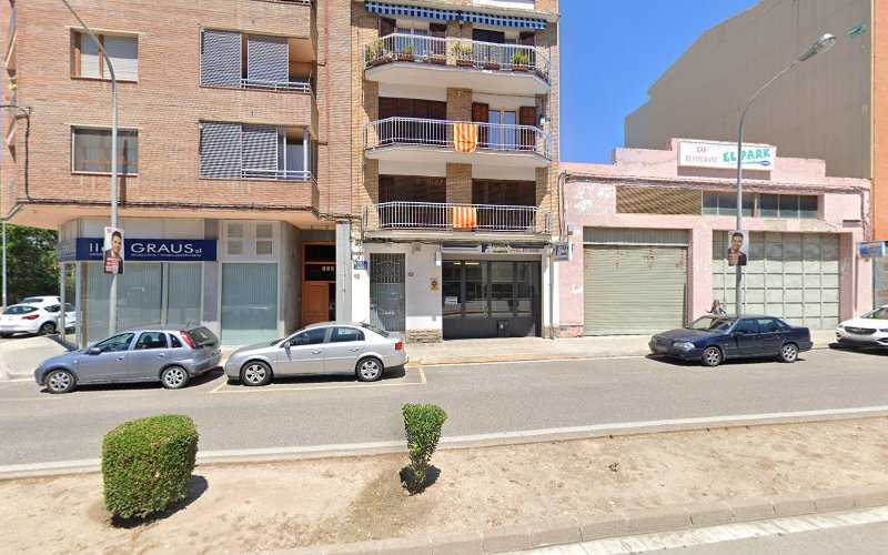 Fotografia tomada fuera de Aluminios Fonsa 2000 - Metal·listeria en Mollerussa, Lérida