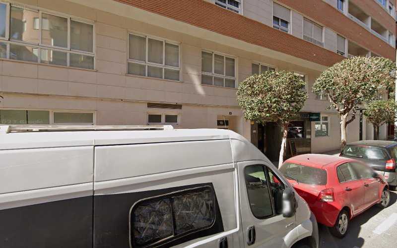 Fotografia tomada fuera de PATRICIA CORTES GIMENEZ - Carpintería metálica y de aluminio en Alicante, Alicante