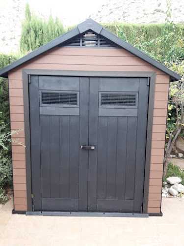 Fotografia tomada fuera de HNOS. RICO - Carpintería en Alicante, Alicante