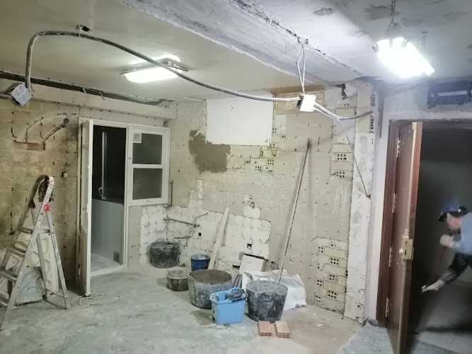 Fotografia tomada fuera de 2000 Servicios Manitas - Reformas en Alicante, Alicante