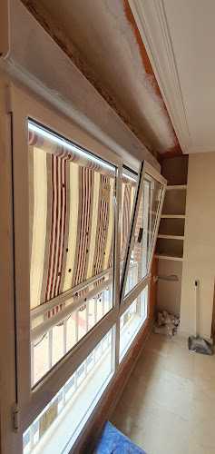 Fotografia tomada fuera de CARPINTERIA DE ALUMINIO JOMA - Carpintería metálica y de aluminio en San Vicente del Raspeig, Alicante