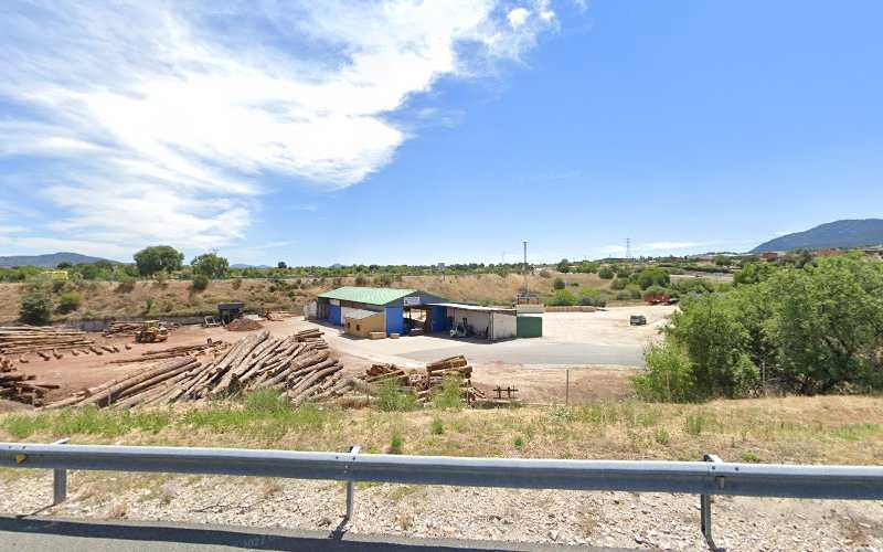 Fotografia tomada fuera de Maderas González y García - Aserradero en El Tiemblo, Ávila