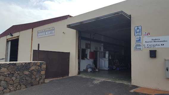 Fotografia tomada fuera de Carpintería Metálica Andrés Martín - Carpintería metálica y de aluminio en Lajares, Las Palmas