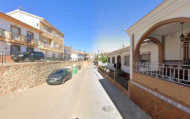 Fotografia tomada fuera de Montajes Casado - Carpintería metálica y de aluminio en Fornes, Granada